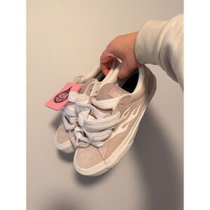 Straye Logan Puff Dusty Pink & White Skate Shoes 8.5 New